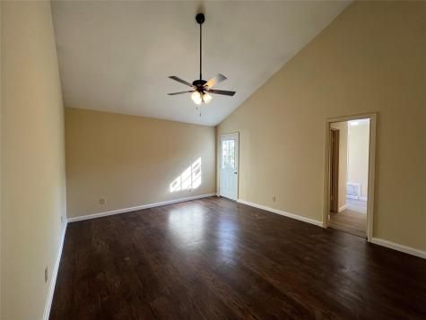 11039 Holworth Drive Houston TX 77072