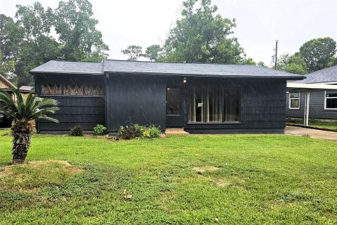 5434 N Crooked Creek Drive Houston TX 77017
