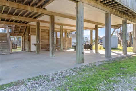 901 Meynig Drive Port Bolivar TX 77650