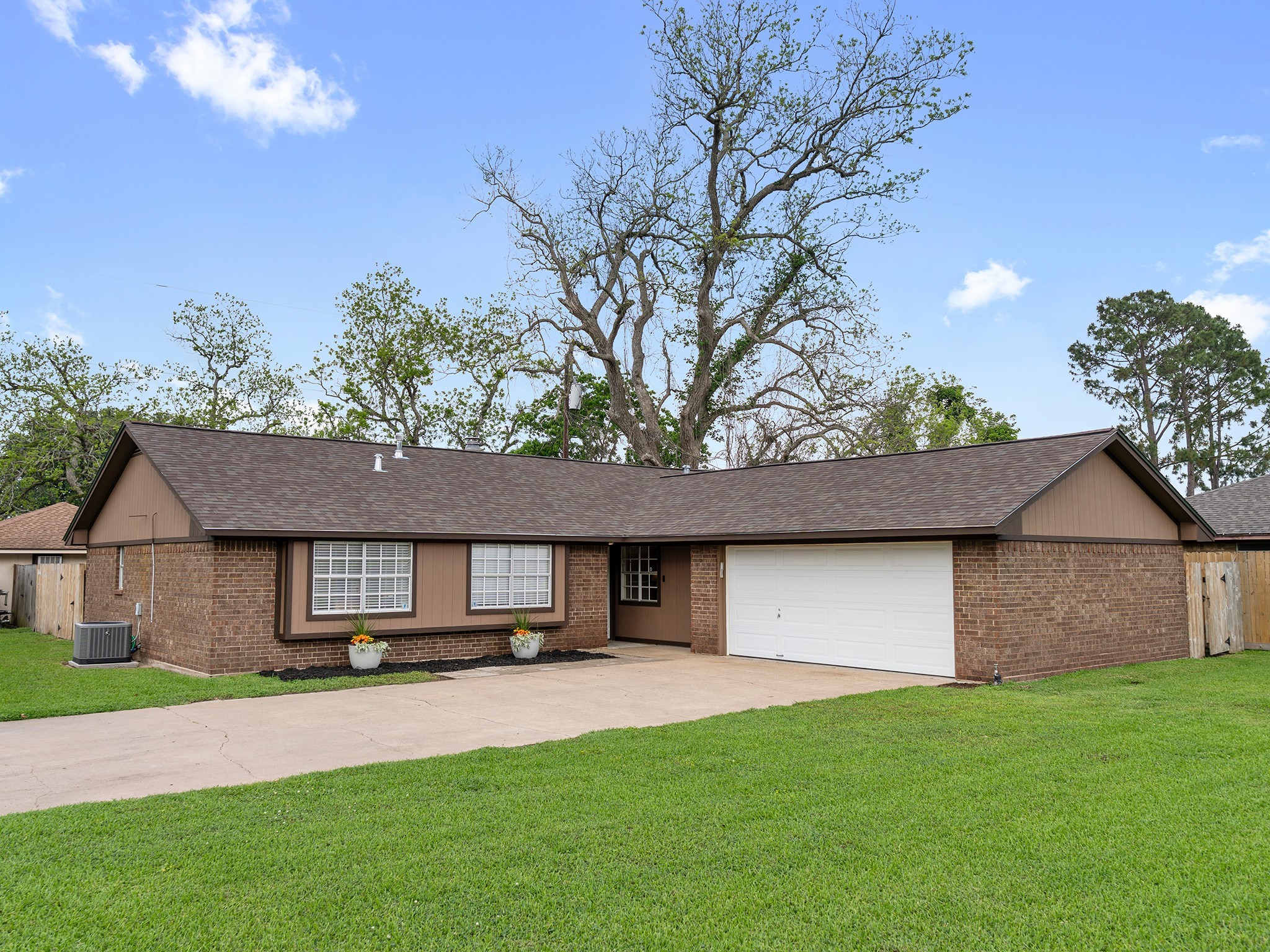 1406 Rev Swinney Street West Columbia TX 77486