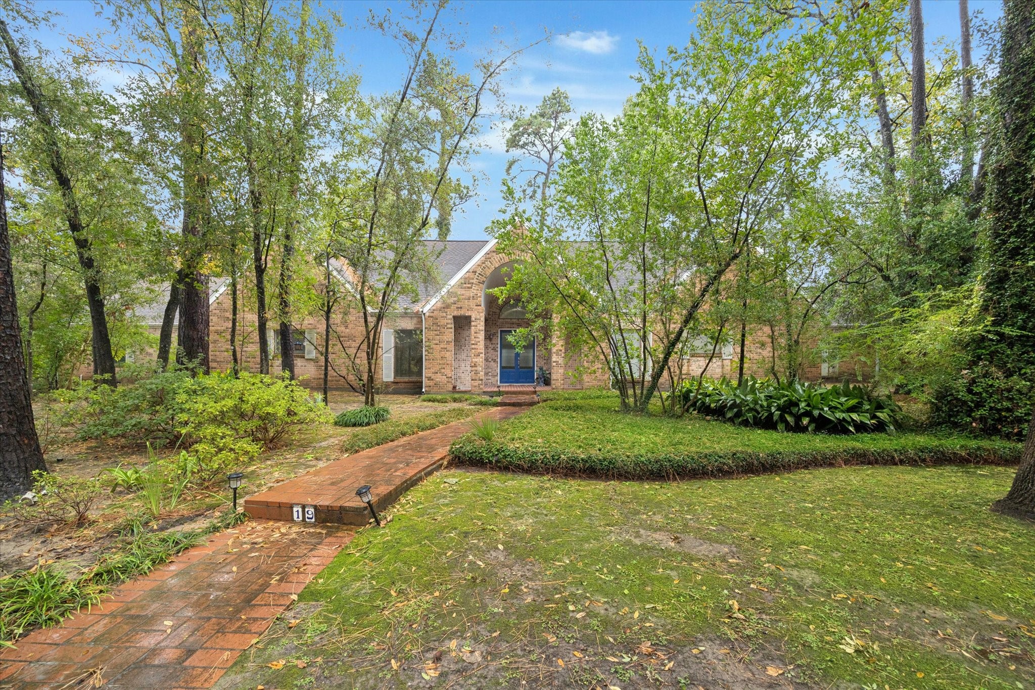 19 Thornhill Oaks Drive Houston TX 77015