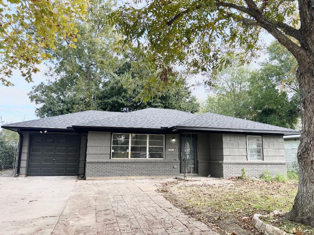 10809 Hoffer Street Houston TX 77075