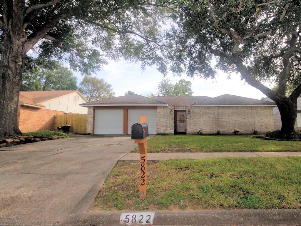 5822 Sunnygate Drive Spring TX 77373