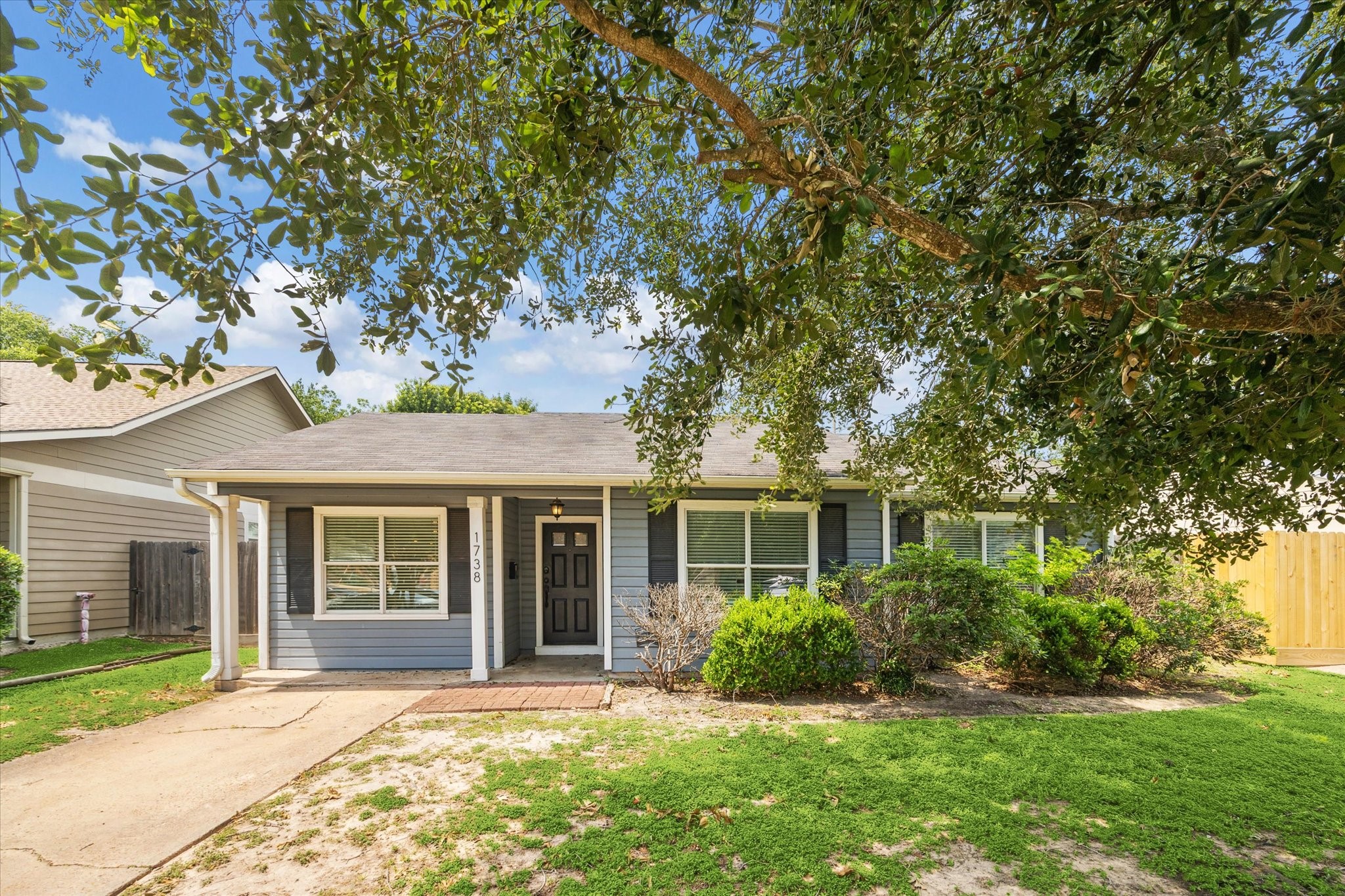 1738 Woodcrest Drive Houston TX 77018