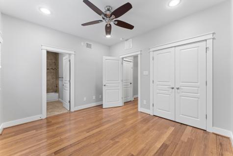 5739 Petty Street Houston TX 77007