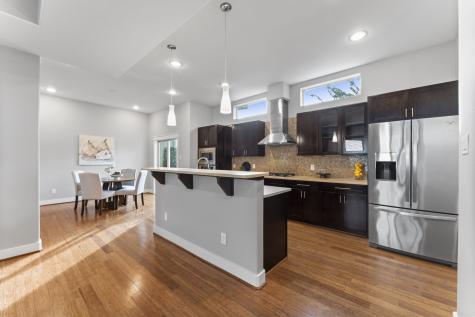 5739 Petty Street Houston TX 77007