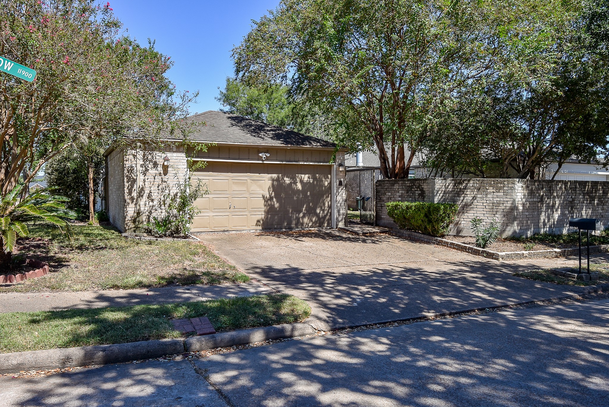 11918 N Fairhollow Lane Houston TX 77043