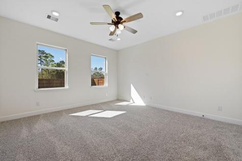 708 Duncan Avenue Cleveland TX 77327