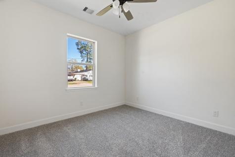 708 Duncan Avenue Cleveland TX 77327