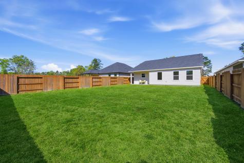 708 Duncan Avenue Cleveland TX 77327