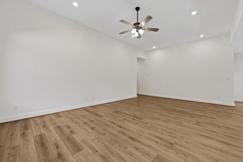 708 Duncan Avenue Cleveland TX 77327