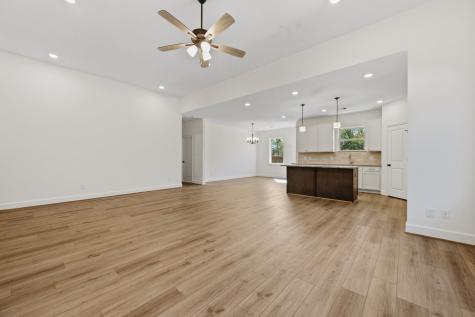 708 Duncan Avenue Cleveland TX 77327