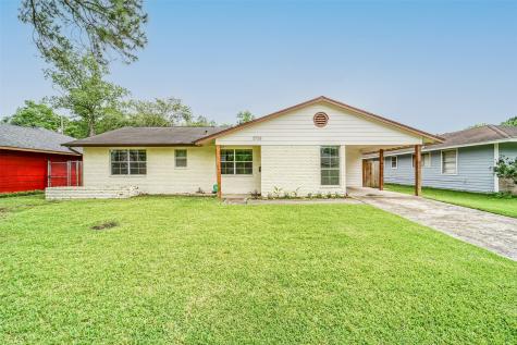 5758 Schevers Street Houston TX 77033