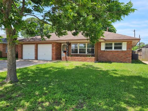111 Carnation Street Richwood TX 77566