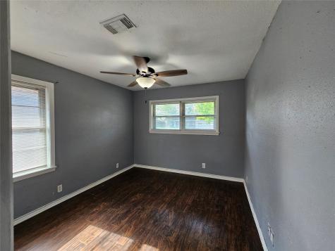 111 Carnation Street Richwood TX 77566