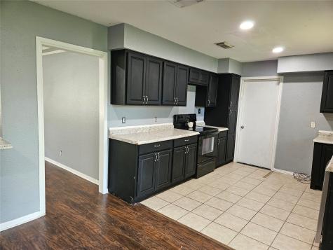 111 Carnation Street Richwood TX 77566