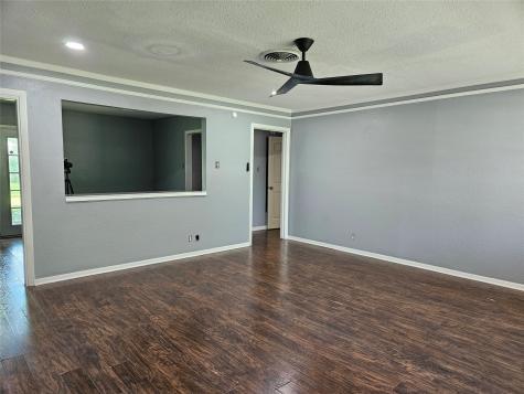 111 Carnation Street Richwood TX 77566
