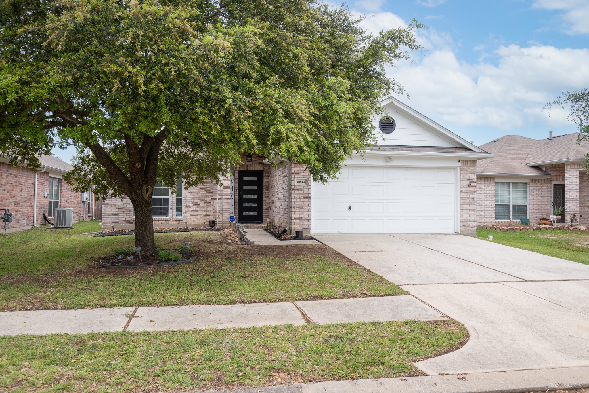 10214 Mills Pass Drive Houston TX 77070