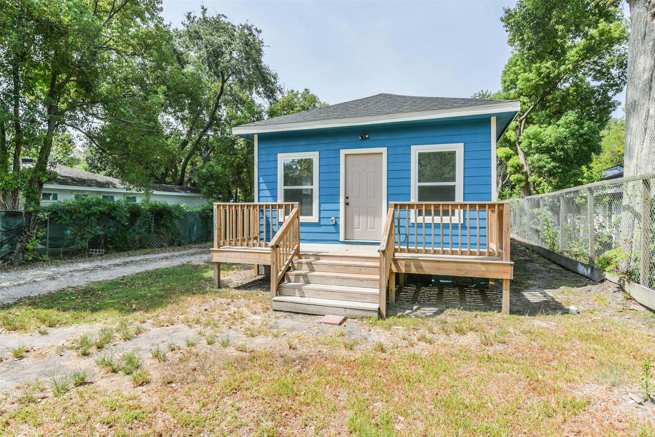4806 1st Street Bacliff TX 77518