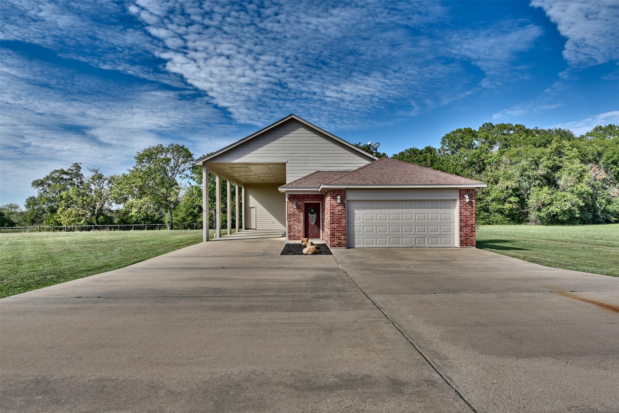 880 Indian Hill Lane Brenham TX 77833