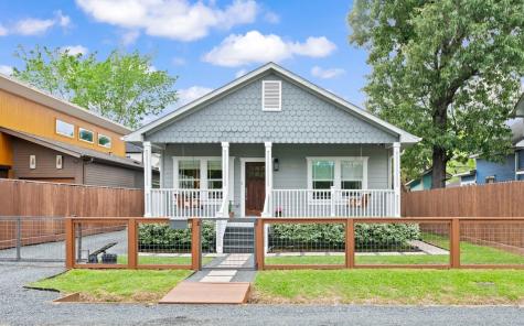 1107 Archer Street Houston TX 77009