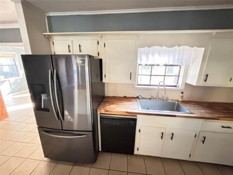 708 Myrtle Street Woodville TX 75979