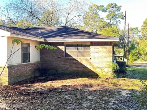 708 Myrtle Street Woodville TX 75979