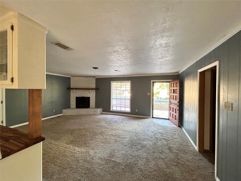 708 Myrtle Street Woodville TX 75979