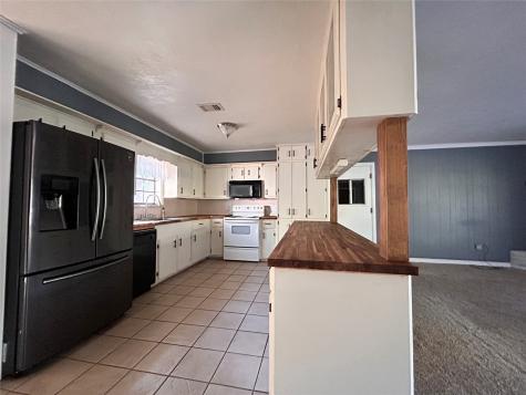 708 Myrtle Street Woodville TX 75979