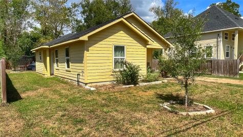 8105 Claiborne Street Houston TX 77078