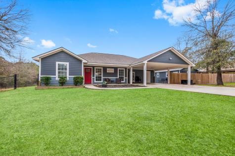 142 Kyle Street Onalaska TX 77360
