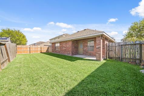 2134 Vermillion Oak Street Fresno TX 77545