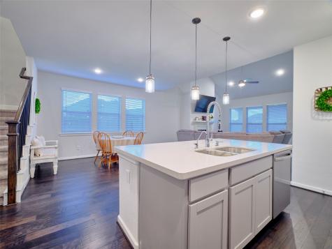 400 Beken Cove Lane La Porte TX 77571