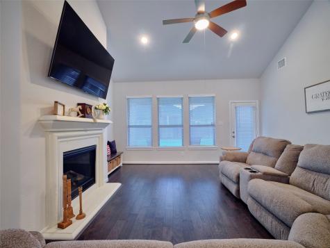 400 Beken Cove Lane La Porte TX 77571