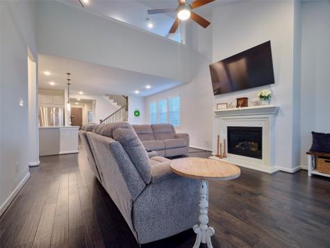400 Beken Cove Lane La Porte TX 77571