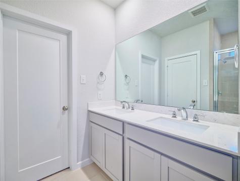 400 Beken Cove Lane La Porte TX 77571