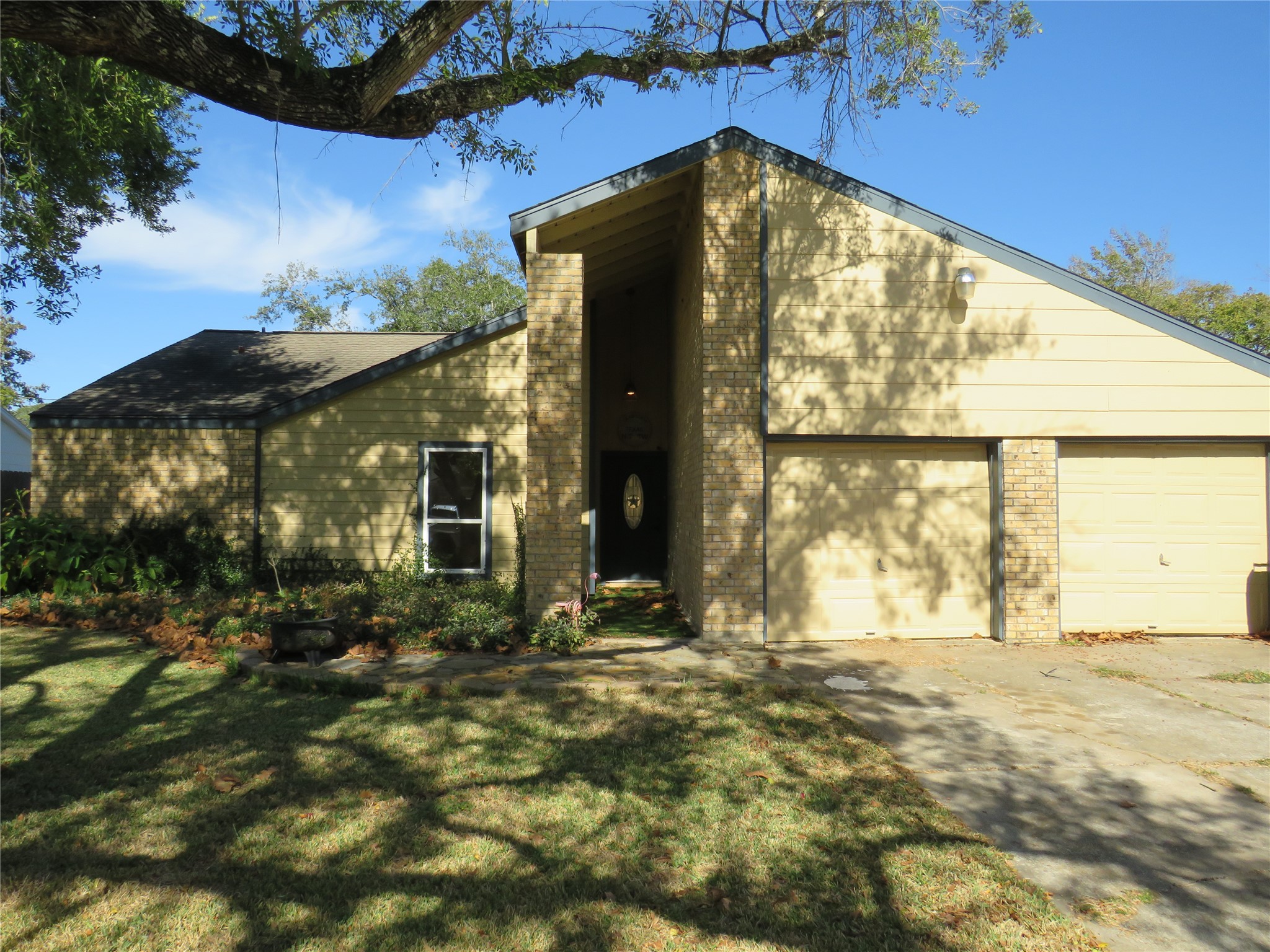 1112 N Heron Drive Seabrook TX 77586