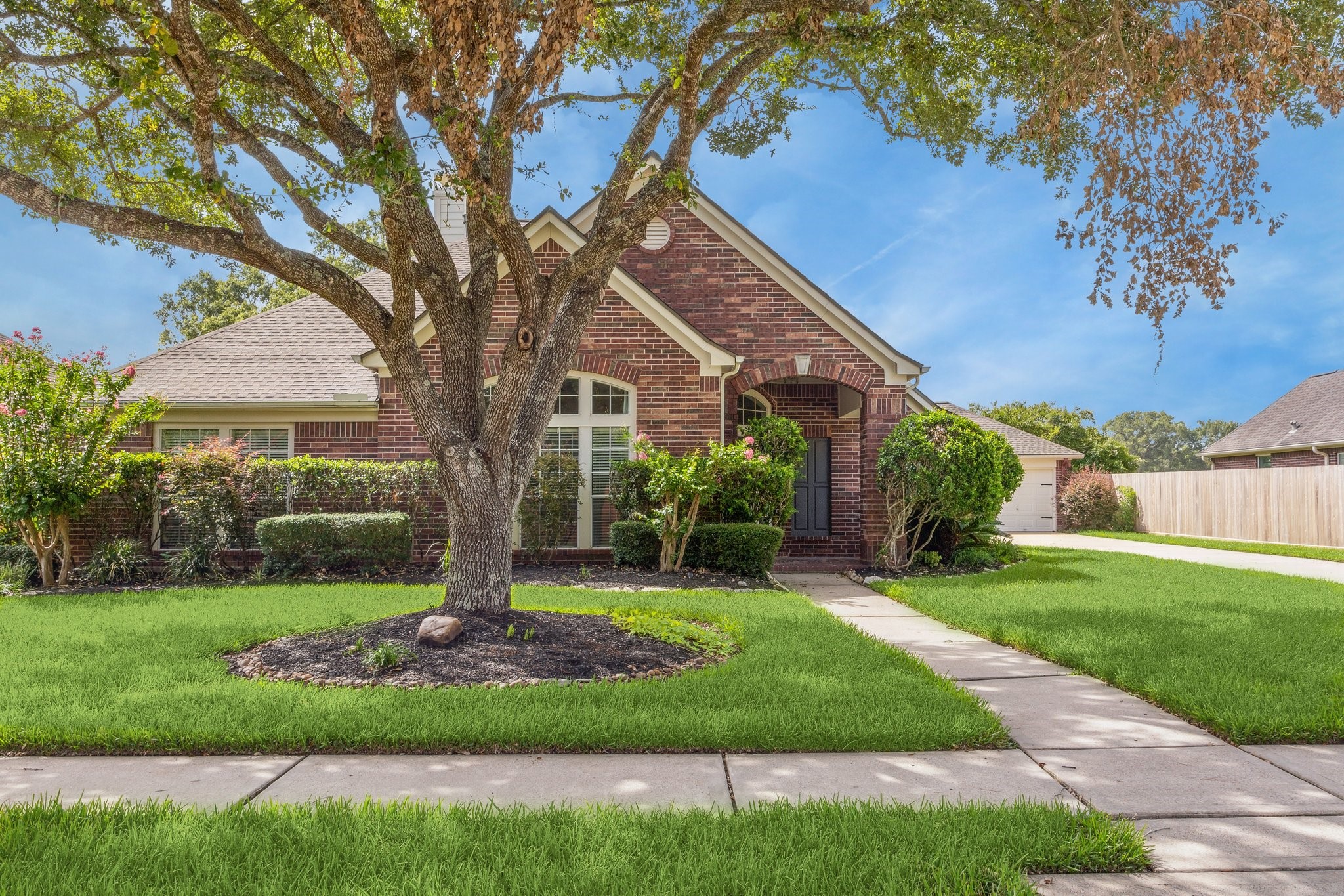 815 Mockingbird Lane Friendswood TX 77546