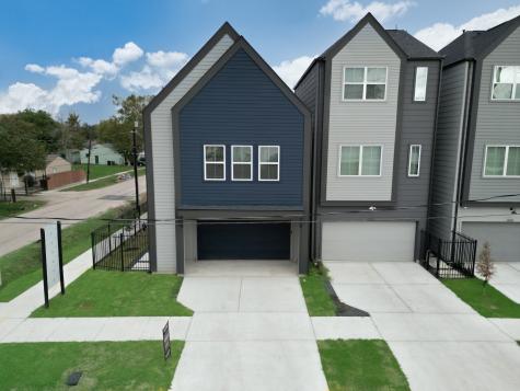 4332 Arlington Street Houston TX 77022
