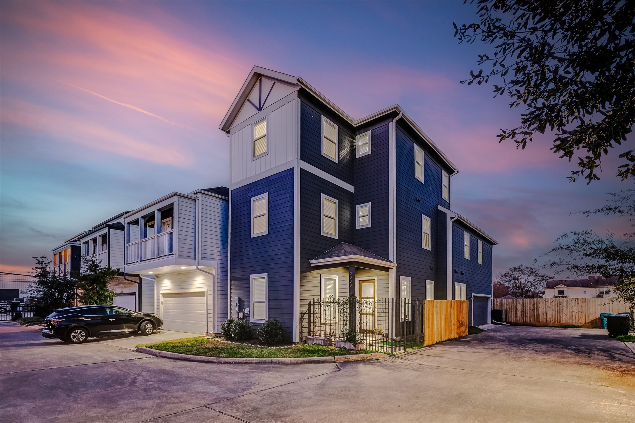 3808 Olde Bourbon Lane Houston TX 77018