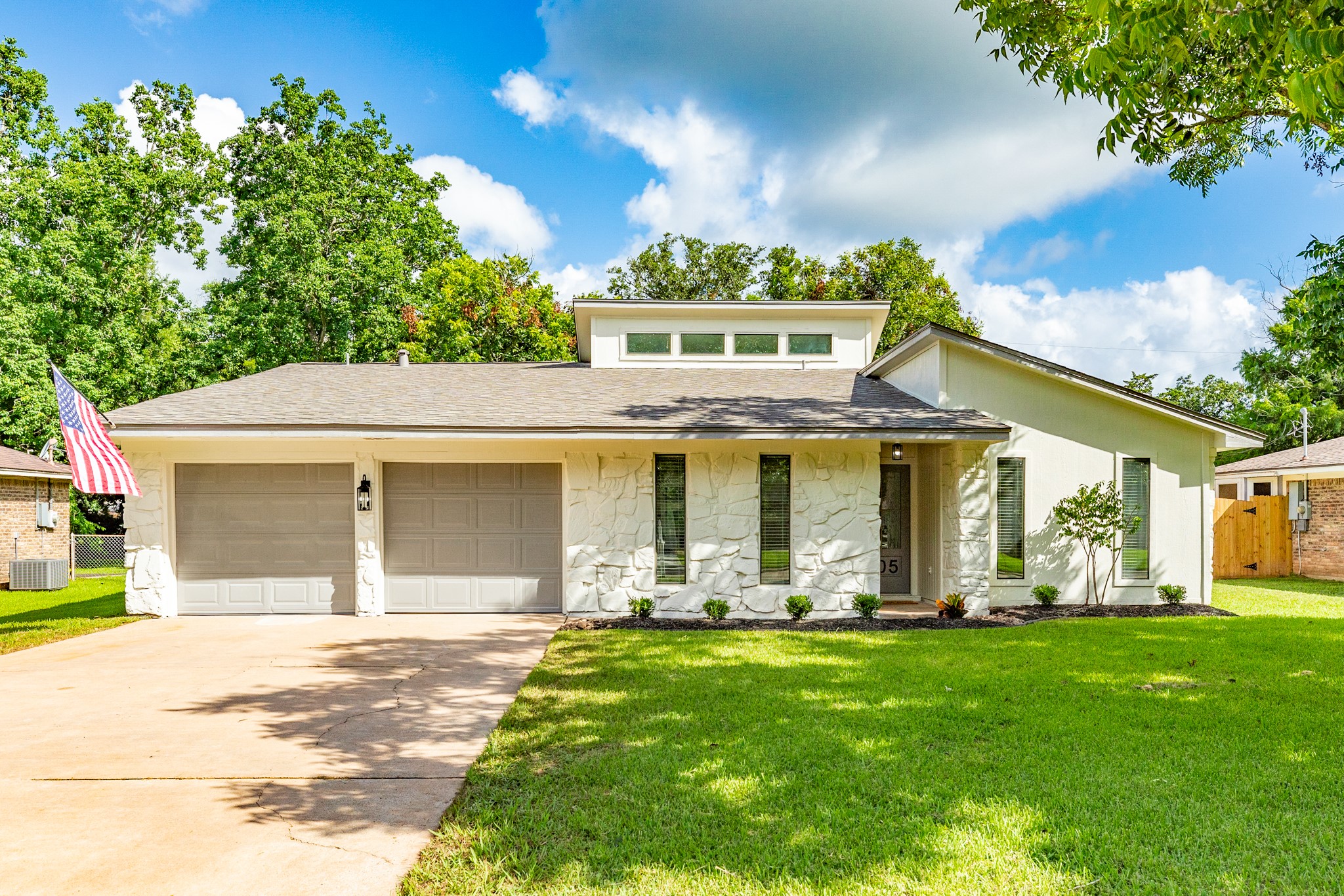 105 Marigold Street Lake Jackson TX 77566