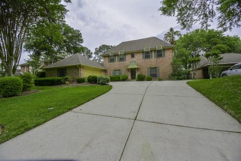 2042 Masters Lane Missouri City TX 77459