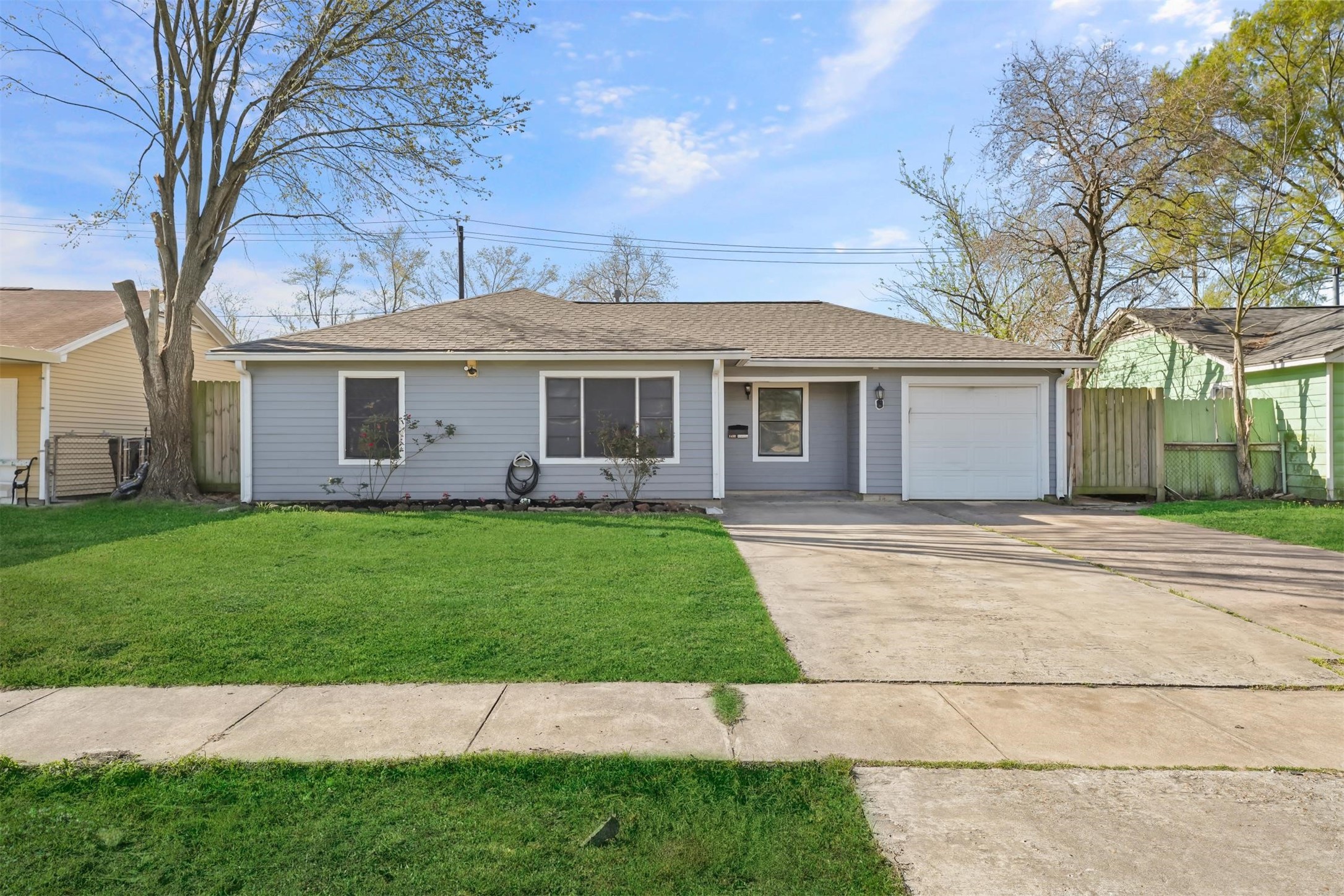 1122 Shawnee Street Houston TX 77034