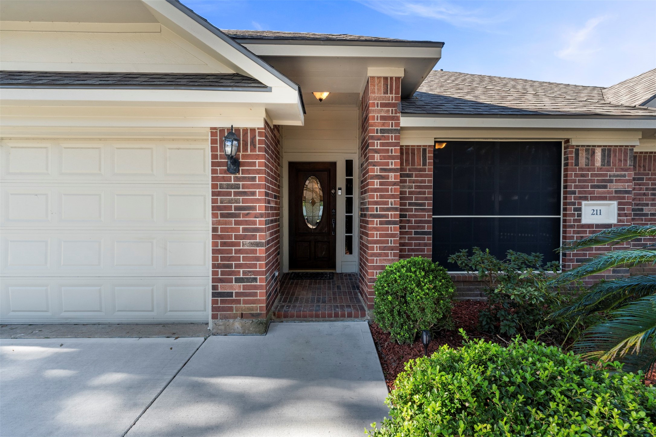 211 Briarwood Court League City TX 77573