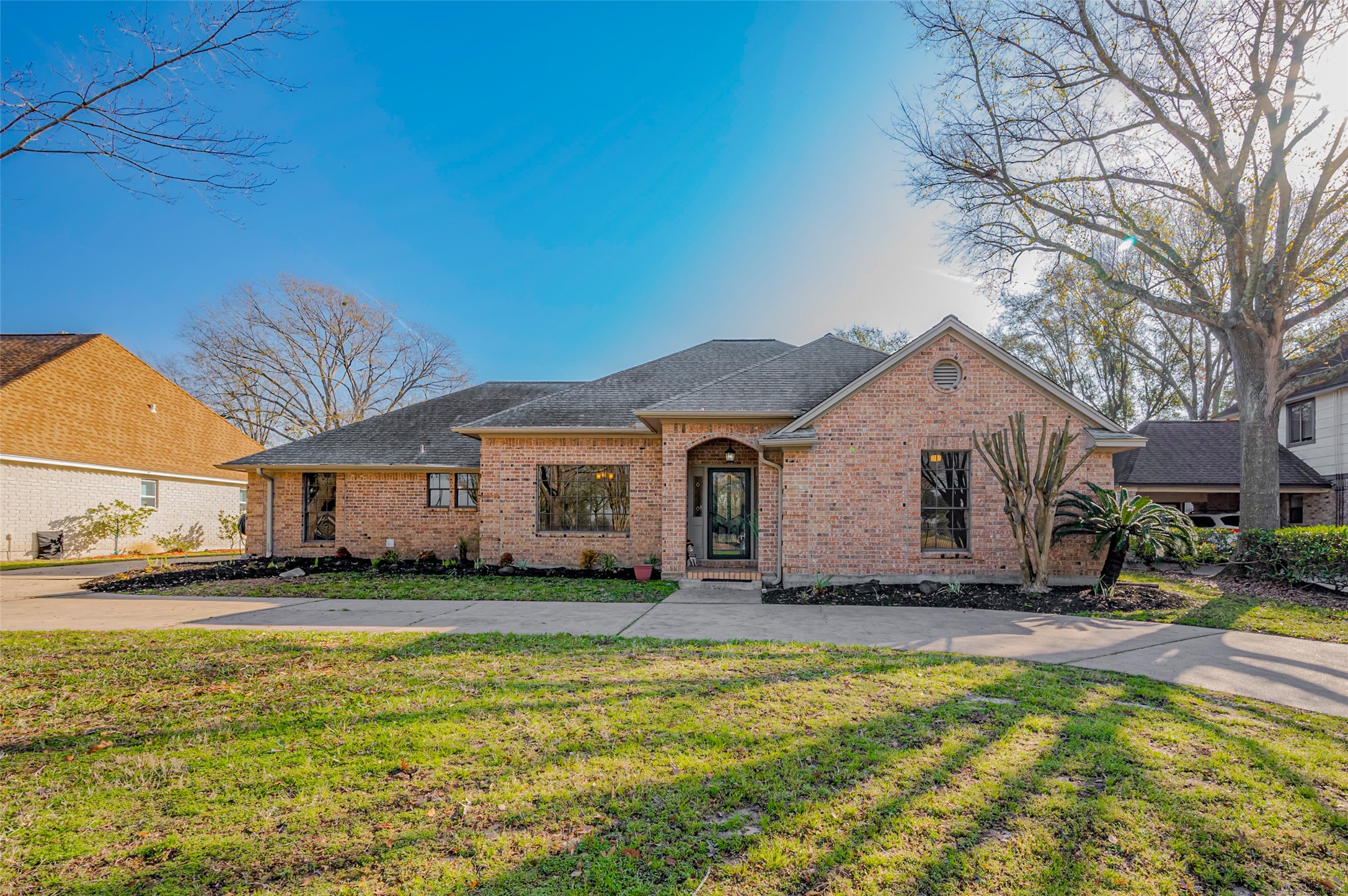 8325 Rio Grande Street Jersey Village TX 77040