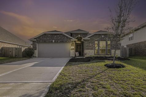 1816 Oakdale Mist Drive Dickinson TX 77539