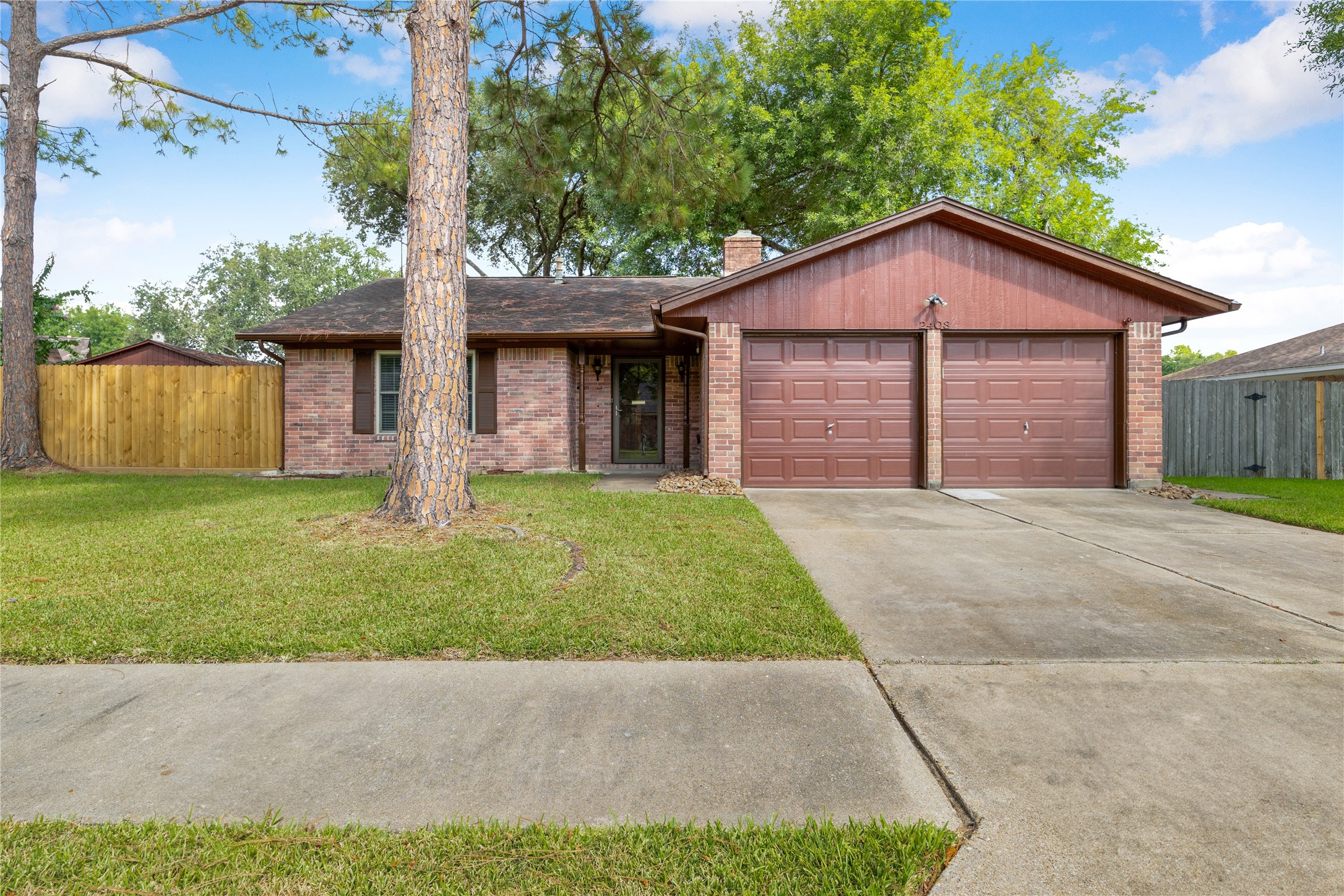 2408 Goodrich Street Pearland TX 77581