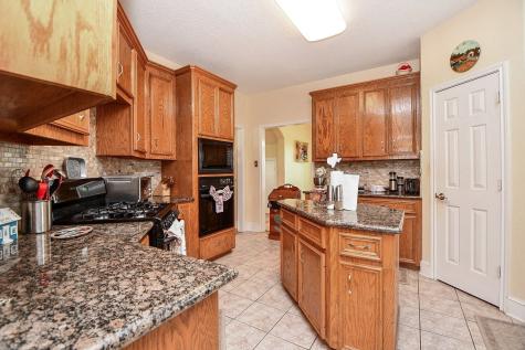 10913 N P Street La Porte TX 77571