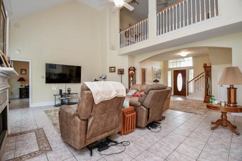 10913 N P Street La Porte TX 77571