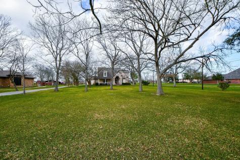 10913 N P Street La Porte TX 77571